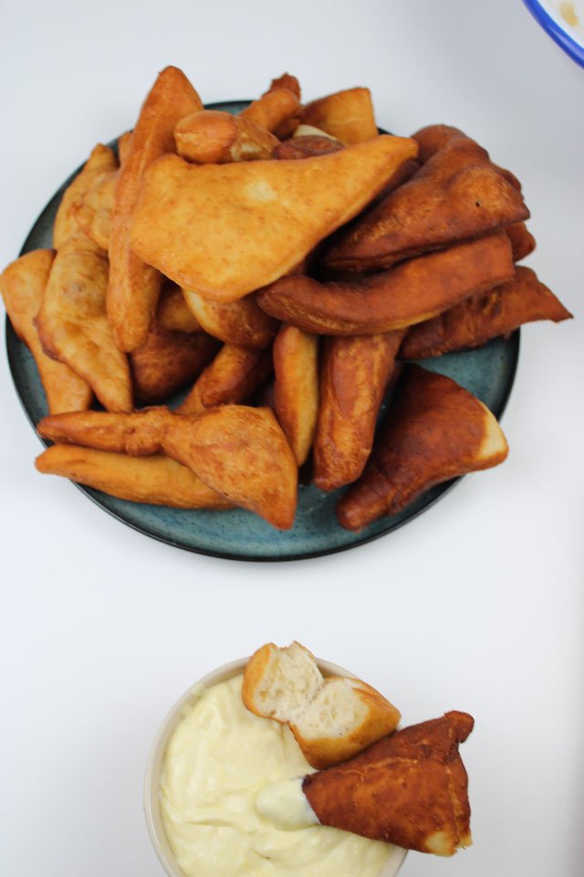 Kenia: Mandazi mit Mango Creme
