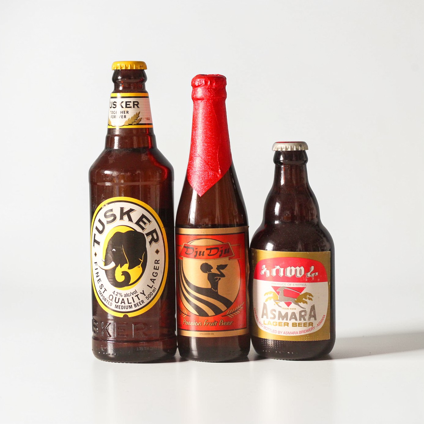 Biere aus dem Kontinent: 3 Fl. Eritrea. Kenia. Ghana.